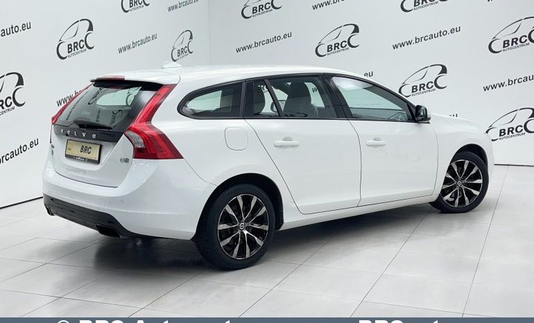Volvo V60 2.0 D2 Automatas 2017 full