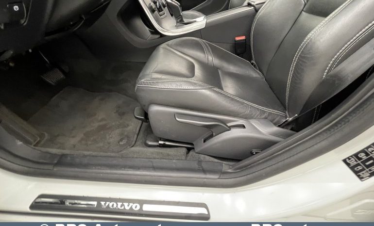 Volvo V60 2.0 D2 Automatas 2017 full