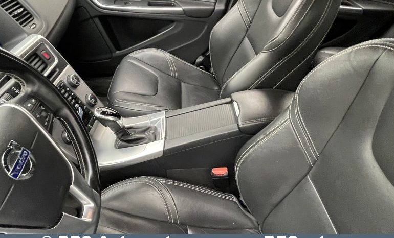 Volvo V60 2.0 D2 Automatas 2017 full