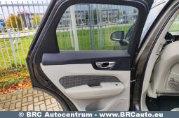 Volvo XC 60 D4 AWD 2017 full