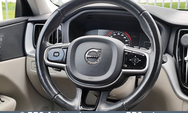 Volvo XC 60 D4 AWD 2017 full