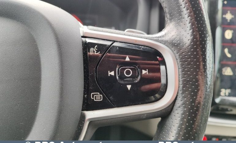 Volvo XC 60 D4 AWD 2017 full