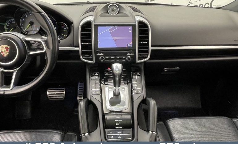Porsche Cayenne S E-Hybrid 2017 full