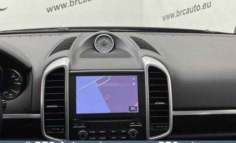 Porsche Cayenne S E-Hybrid 2017 full