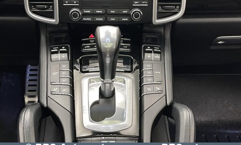 Porsche Cayenne S E-Hybrid 2017 full