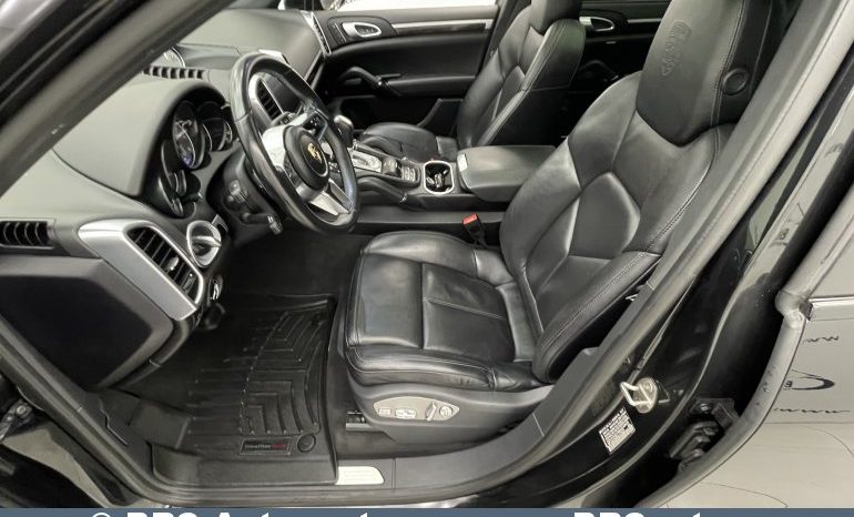 Porsche Cayenne S E-Hybrid 2017 full