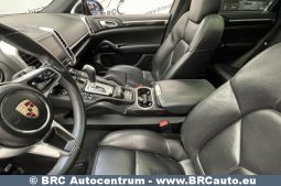 Porsche Cayenne S E-Hybrid 2017 full