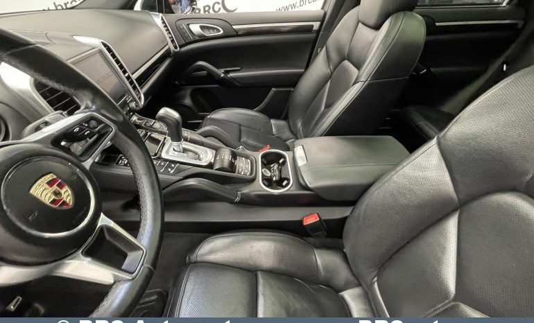 Porsche Cayenne S E-Hybrid 2017 full