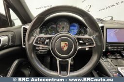 Porsche Cayenne S E-Hybrid 2017 full