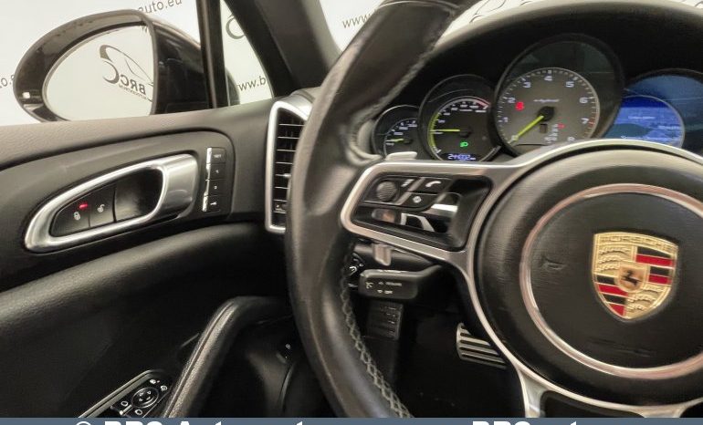 Porsche Cayenne S E-Hybrid 2017 full