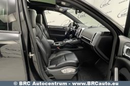 Porsche Cayenne S E-Hybrid 2017 full