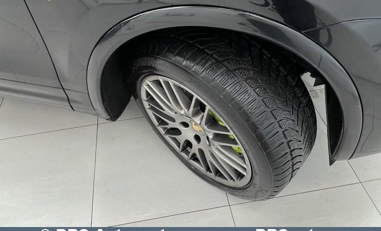 Porsche Cayenne S E-Hybrid 2017 full