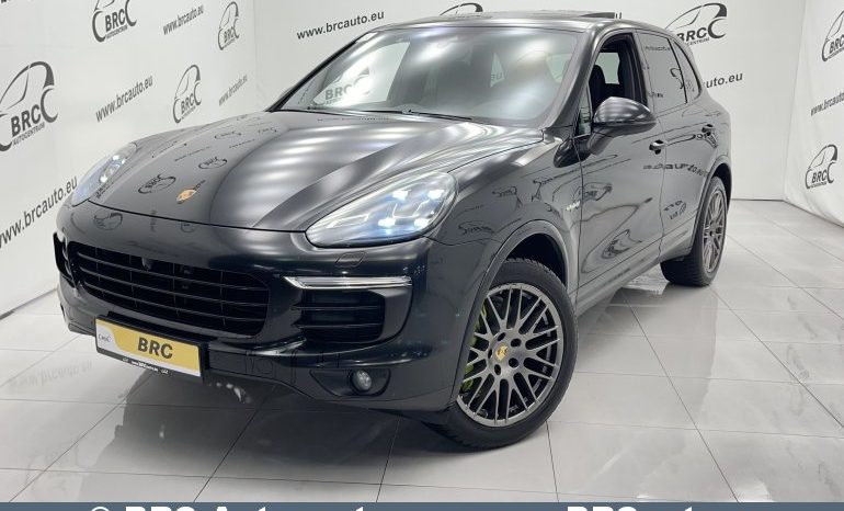 Porsche Cayenne S E-Hybrid 2017 full