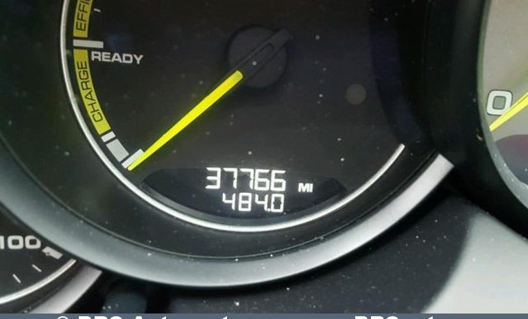 Porsche Cayenne S E-Hybrid 2017 full