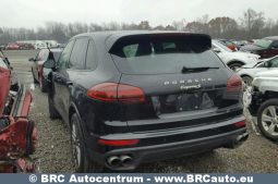 Porsche Cayenne S E-Hybrid 2017 full