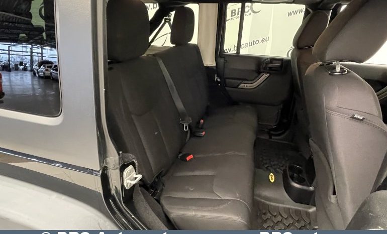 Jeep Wrangler 3.6 Unlimited Sport 2013 full