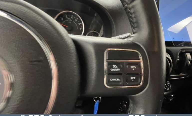 Jeep Wrangler 3.6 Unlimited Sport 2013 full