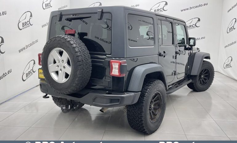 Jeep Wrangler 3.6 Unlimited Sport 2013 full