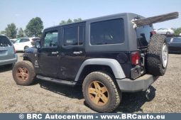 Jeep Wrangler 3.6 Unlimited Sport 2013 full