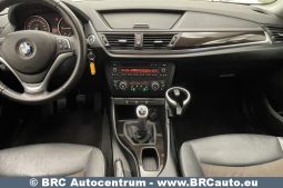 BMW X1 sDrive18D 2015 full