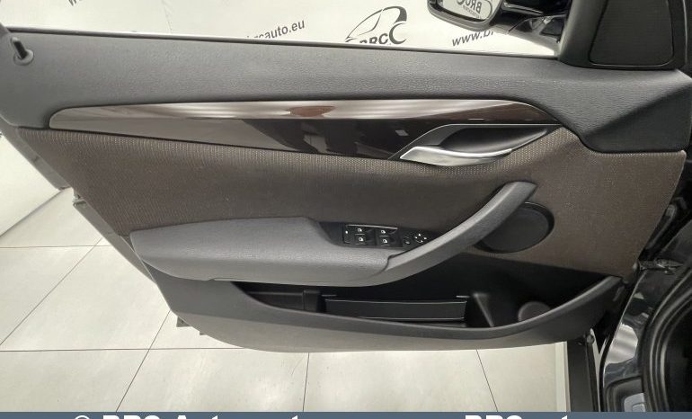 BMW X1 sDrive18D 2015 full