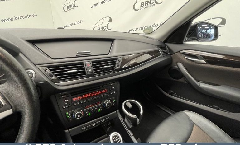 BMW X1 sDrive18D 2015 full