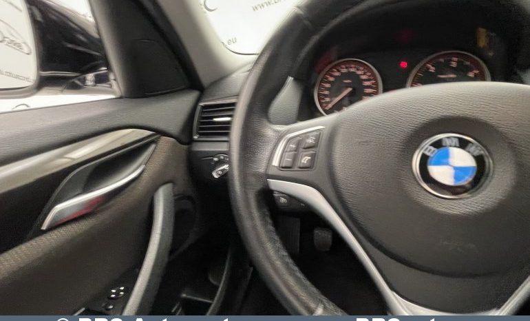 BMW X1 sDrive18D 2015 full