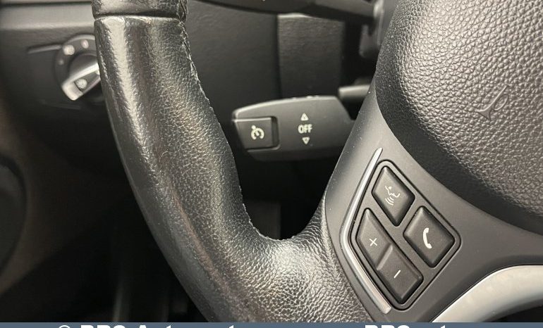 BMW X1 sDrive18D 2015 full