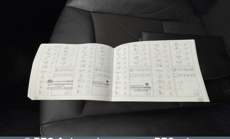 BMW X1 sDrive18D 2015 full