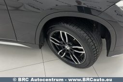 BMW X1 sDrive18D 2015 full