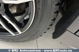 BMW X1 sDrive18D 2015 full