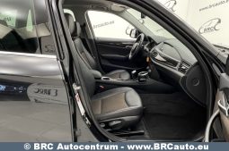 BMW X1 sDrive18D 2015 full