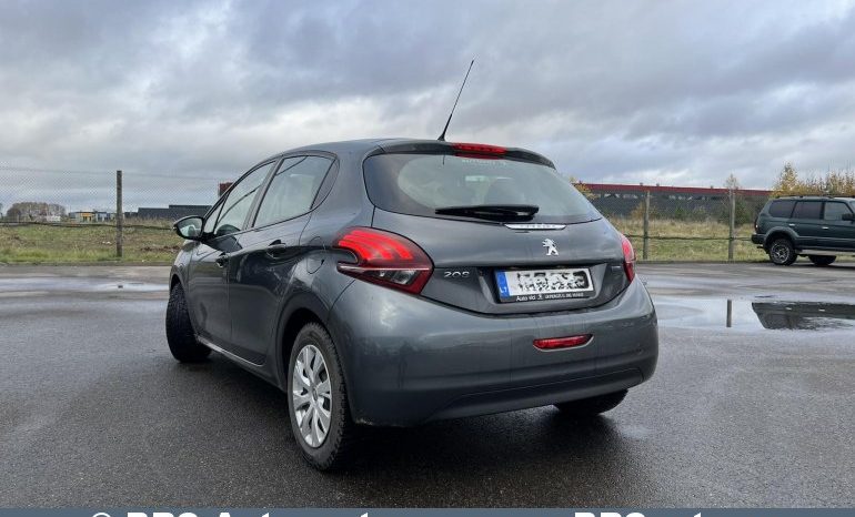 Peugeot 208 1.2 PureTech 2017 full