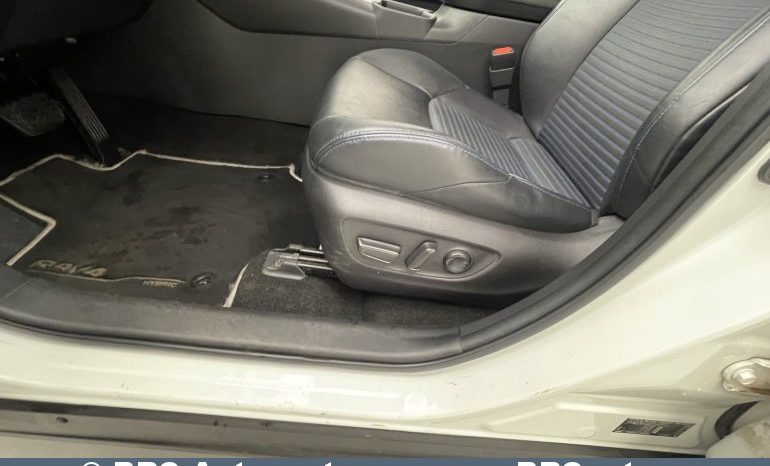 Toyota RAV 4 2.5 Hybrid Style e-CVT Automatas 2019 full