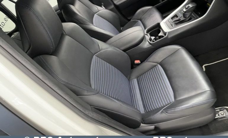 Toyota RAV 4 2.5 Hybrid Style e-CVT Automatas 2019 full