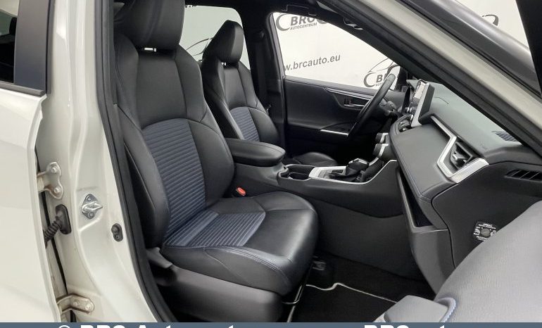 Toyota RAV 4 2.5 Hybrid Style e-CVT Automatas 2019 full