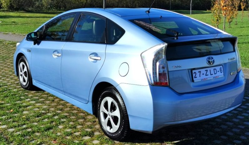 Toyota Prius 2013 full