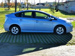 Toyota Prius 2013 full