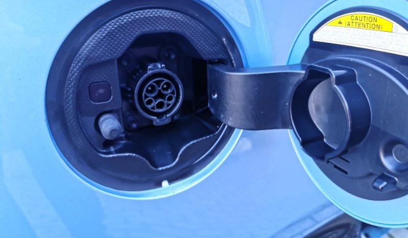 Toyota Prius 2013 full