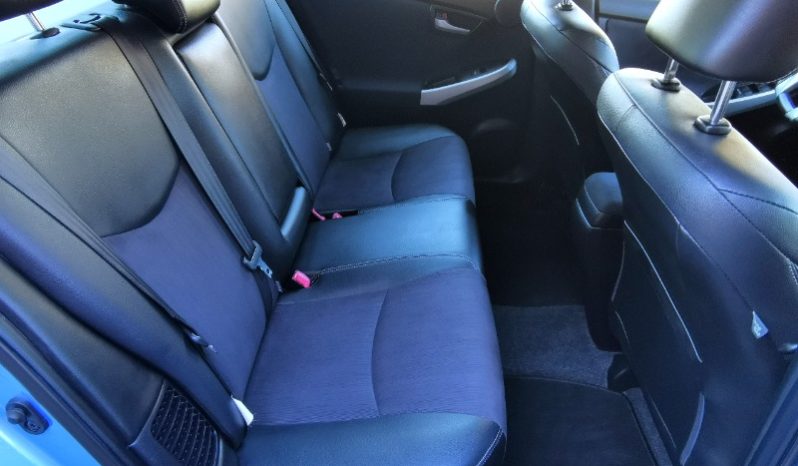 Toyota Prius 2013 full