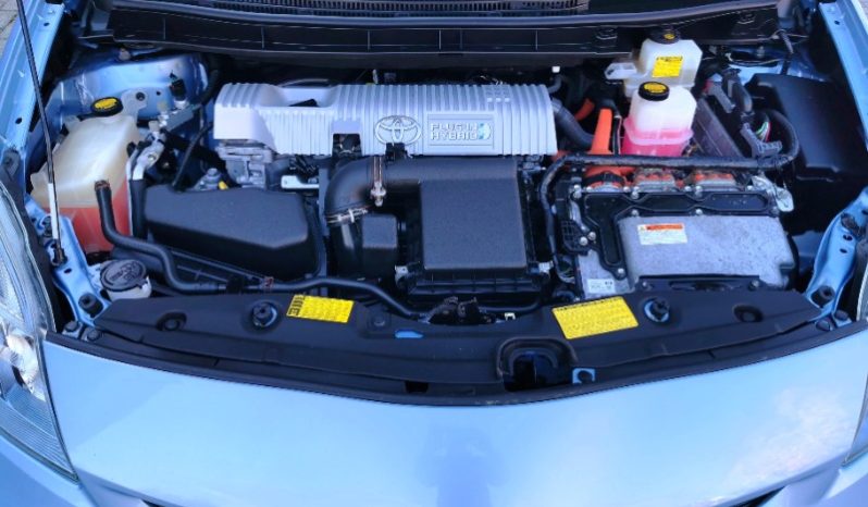 Toyota Prius 2013 full