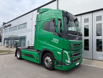 elektrosunkvežis „Volvo FHE“,