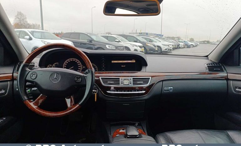 Mercedes-Benz S 320 CDI Automatas 2006 full