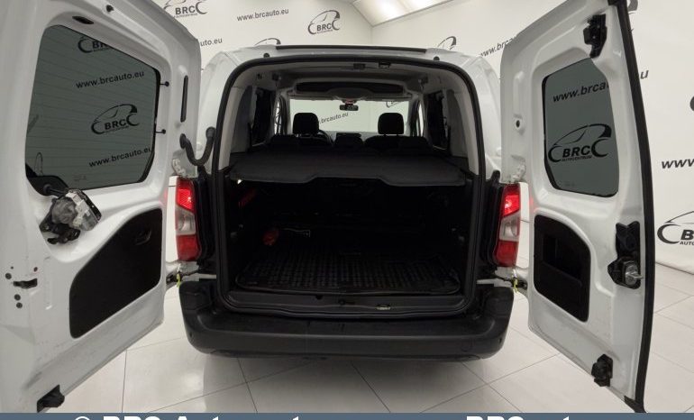 Citroen Berlingo 1.2 PureTech 2021 full
