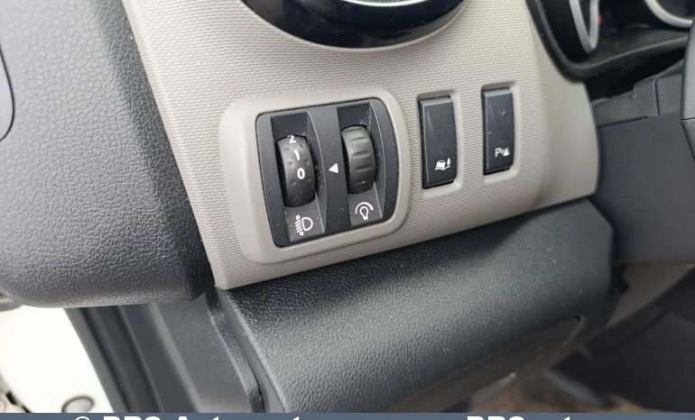 Renault Trafic 1.6 dCi 2017 full