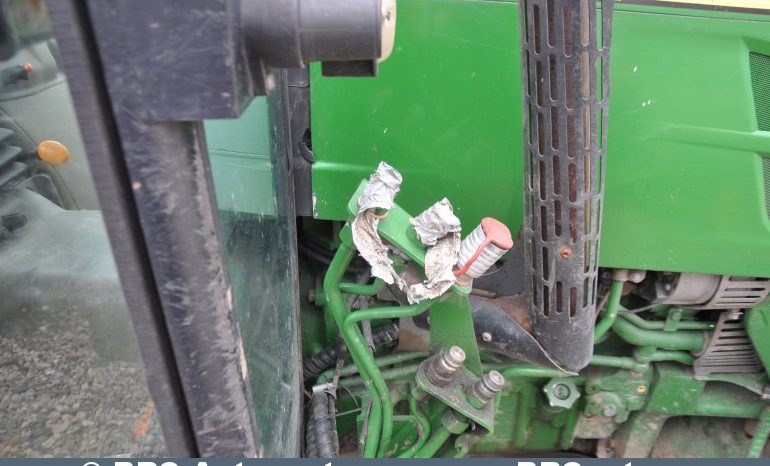 John Deere 5085  2016 full