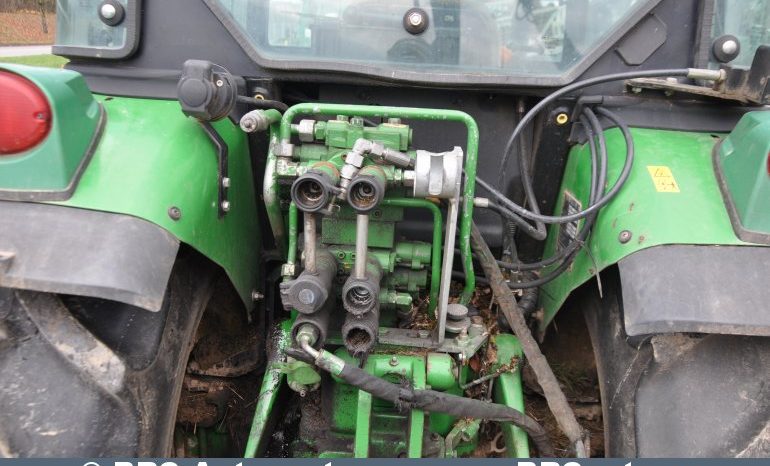 John Deere 5085  2016 full