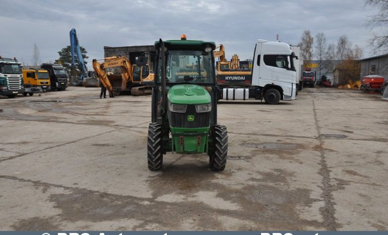 John Deere 5085  2016 full