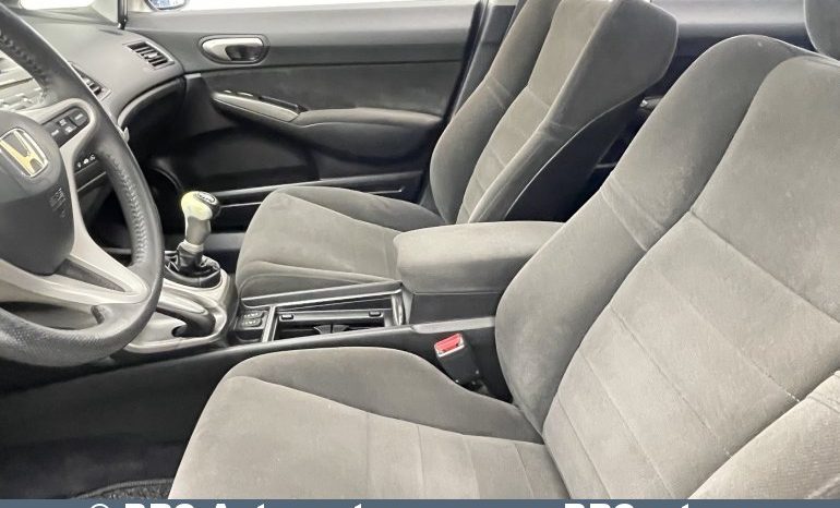 Honda Civic 1.8i Sedan 2006 full
