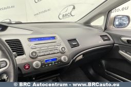 Honda Civic 1.8i Sedan 2006 full